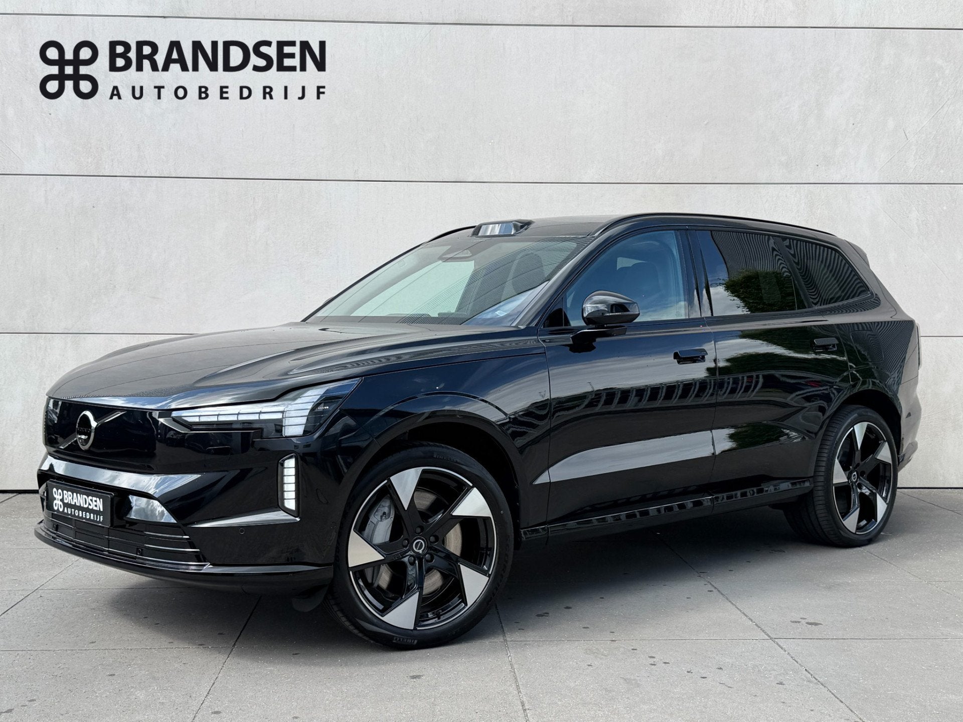 Volvo EX90 Single Motor Core 7p. 104 kWh Pilot assist Pack-C, Auto's, Automaat, Achterwielaandrijving, 612 km, Met garantie (alle)