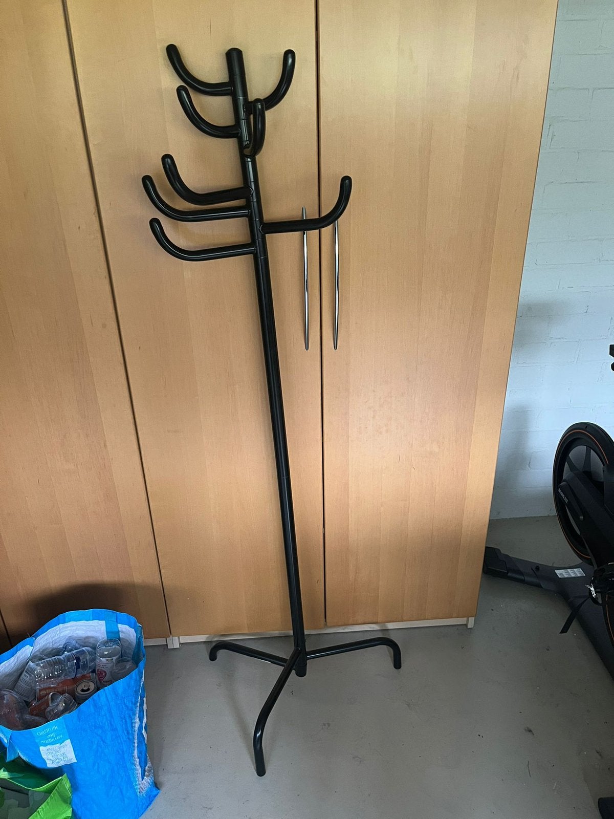 IKEA Bondskäret/Smed kapstok zwart, Huis en Inrichting, Ophalen, Kunststof, Gebruikt, Staande kapstok
