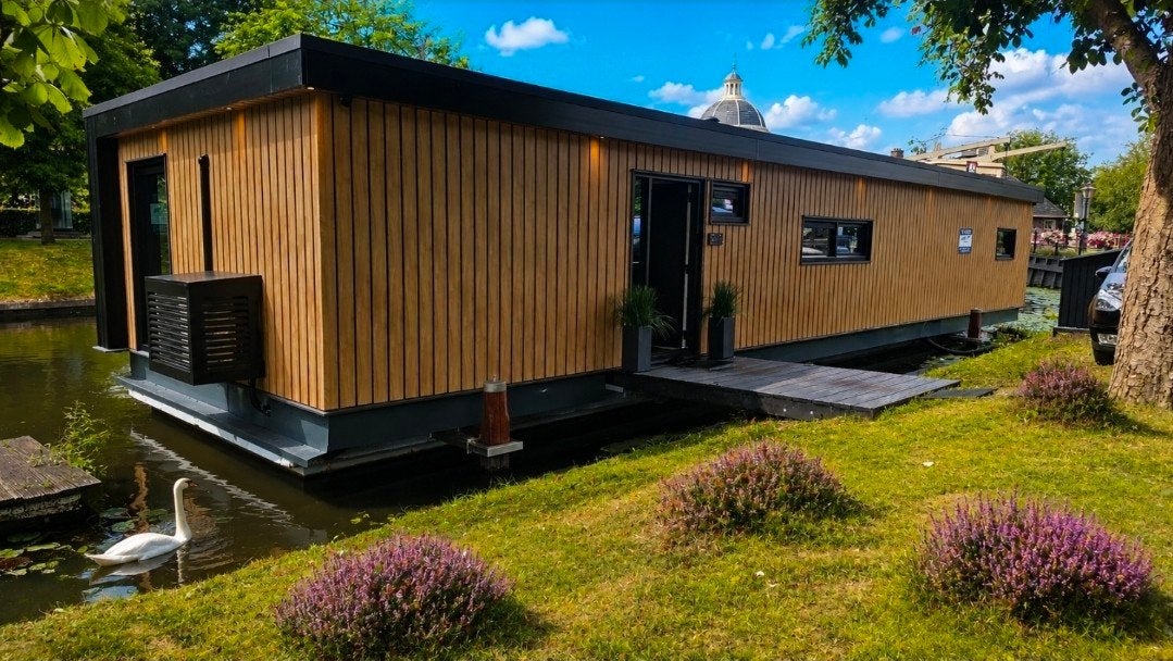 Leiden Centrum: Nieuwbouw woning aan het water Turn-Key NEW, Huizen en Kamers, Huizen te koop