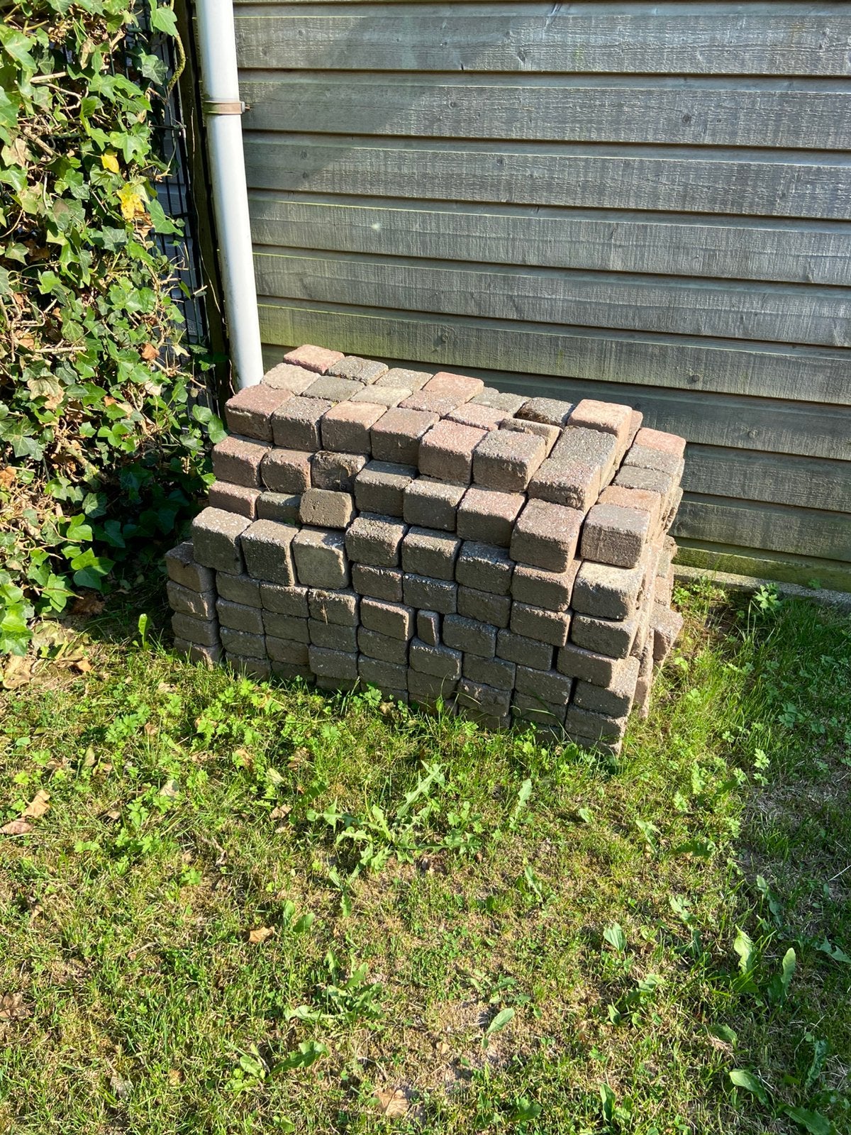 Trommelstenen, Ophalen, Zo goed als nieuw, Beton, Klinkers