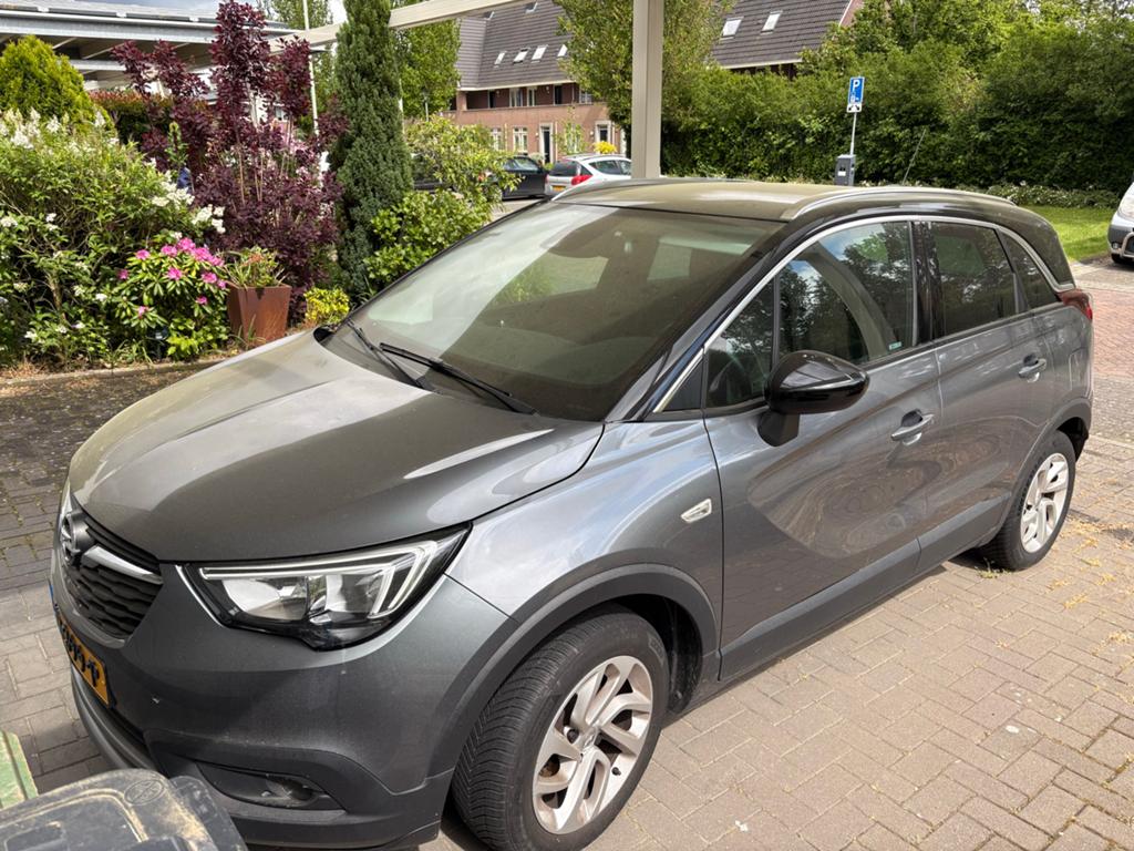 Opel Crossland X 1.2 81pk 2018 Grijs - 52188km, Auto's, Voorwielaandrijving, 1063 kg, Euro 6, 49 €/maand