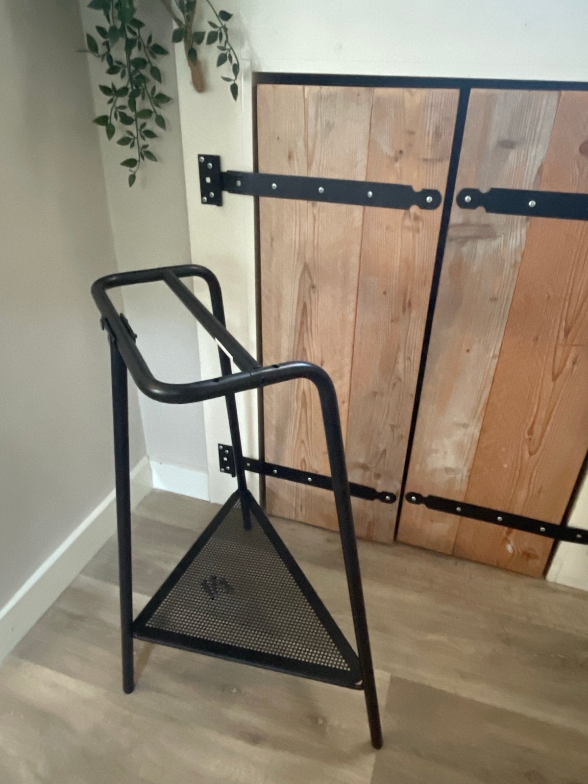 IKEA Bureau poot / onderstel (zwart metaal), Ophalen of Verzenden, Zo goed als nieuw