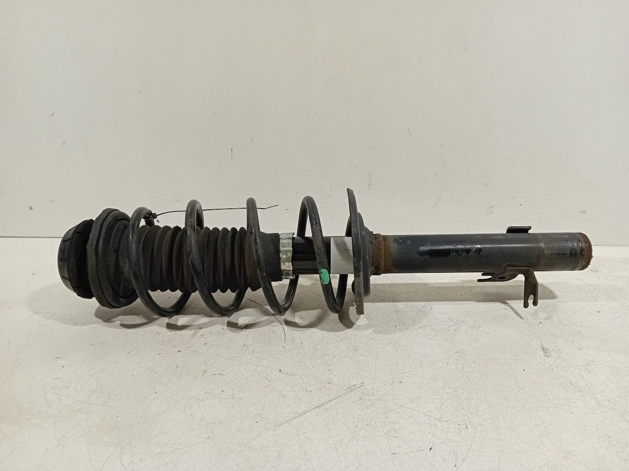 Veerpoot links voor Toyota Aygo, Onderdelen@venauto.nl, Van der Ven Autorecycling B.V., Gebruikt, Ettenseweg 76, 4706 PB Roosendaal, The Netherlands