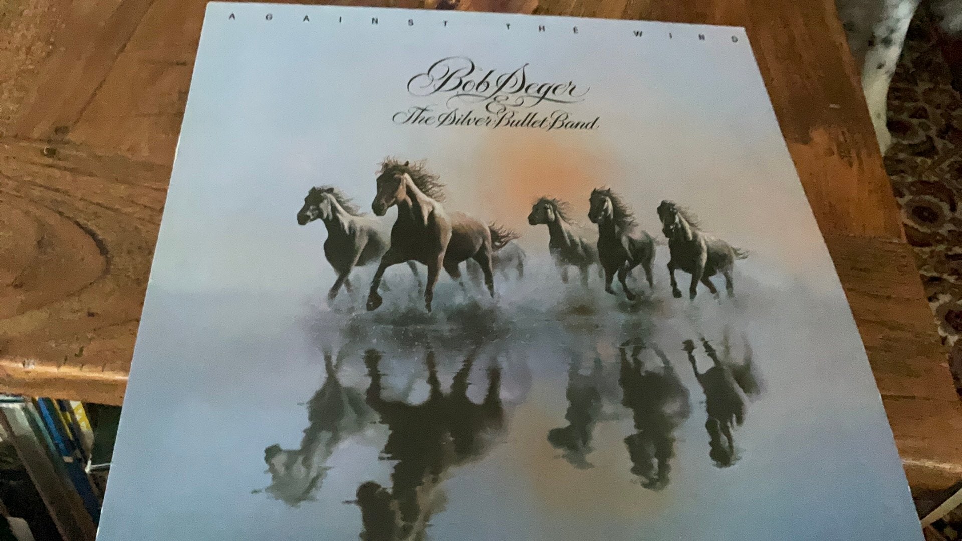Bob Seger and teh Silver Bullet Band. Against the Wind, Ophalen of Verzenden, Zo goed als nieuw, Overige formaten, Poprock