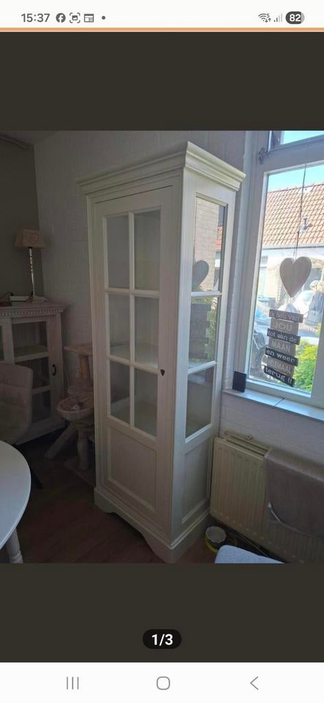 Smalle, hoge, landelijke vitrinekast, Huis en Inrichting, Kasten | Vitrinekasten, Ophalen of Verzenden, Gebruikt, 25 tot 50 cm