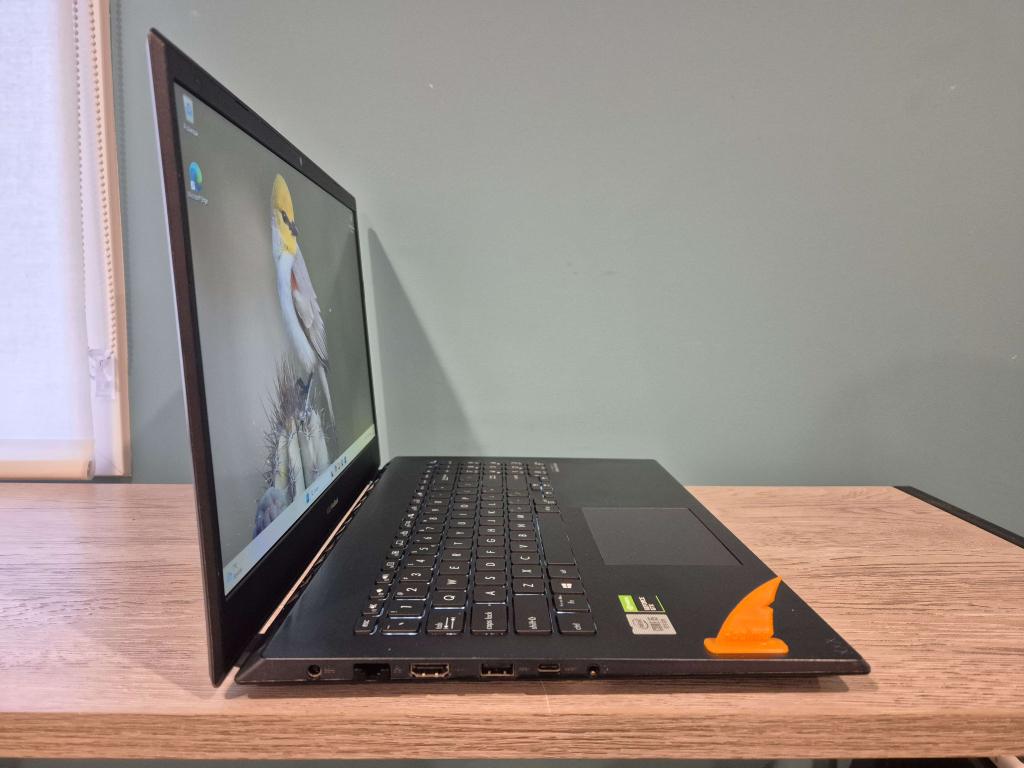 ASUS X571LU | i5 10300H, 12GB DDR4, GTX 1650 4GB, 512GB NVME, Niet ingevuld, I5 10300H, Gebruikt, Met videokaart