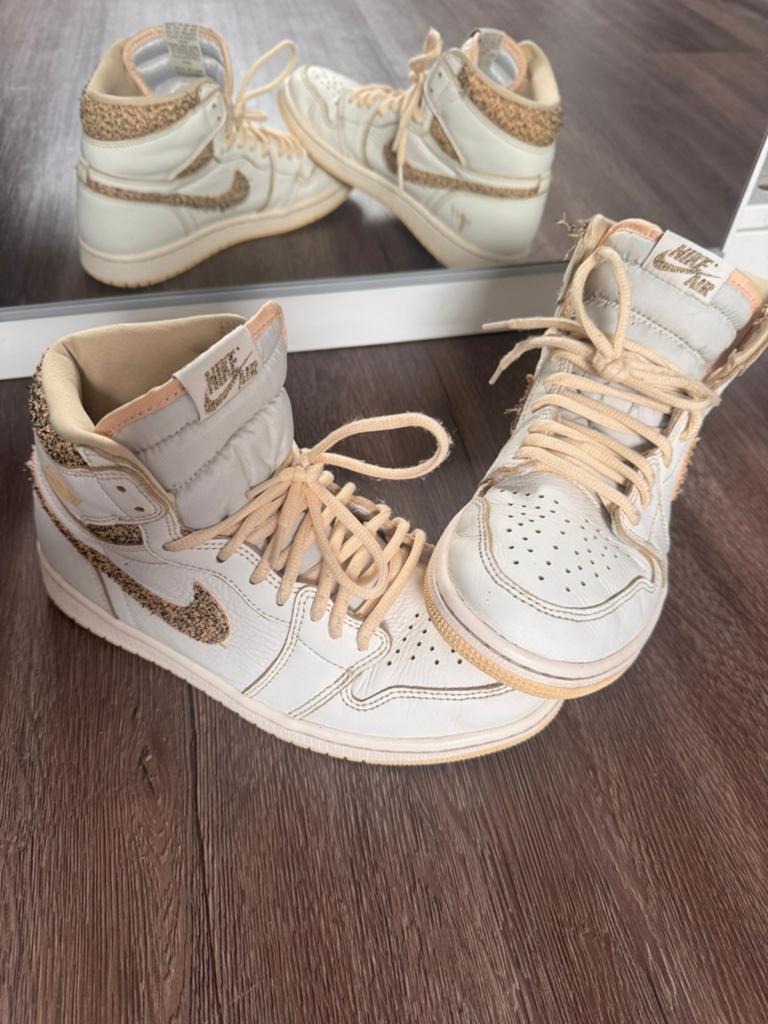 Air Jordan 1 Retro High OG Craft 'Vibrations of Naija', Wit, Nike, Ophalen of Verzenden, Sneakers of Gympen