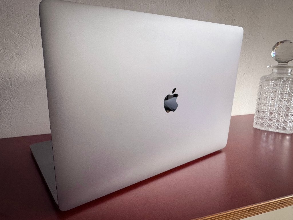 Macbook pro 16 inch 2019. 8-Core I9. 1TB, Computers en Software, Apple Macbooks, 1 TB of meer, Gebruikt, 2 tot 3 Ghz, Qwerty