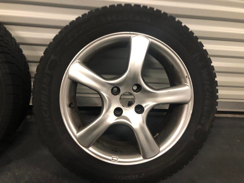 Honda Civic banden met velgen 4x100, Ophalen, Gebruikt