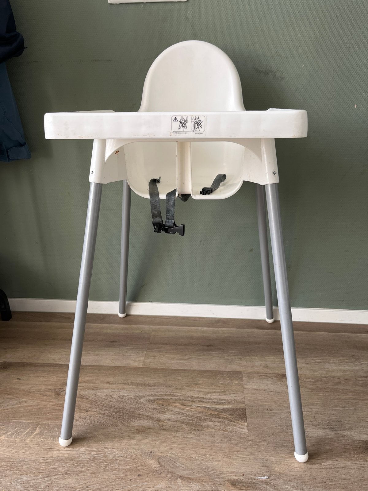 Ikea Antilop kinderstoel met eetblad en gordel, Kinderen en Baby's, Ophalen of Verzenden, Gebruikt, Overige typen, Afneembaar eetblad