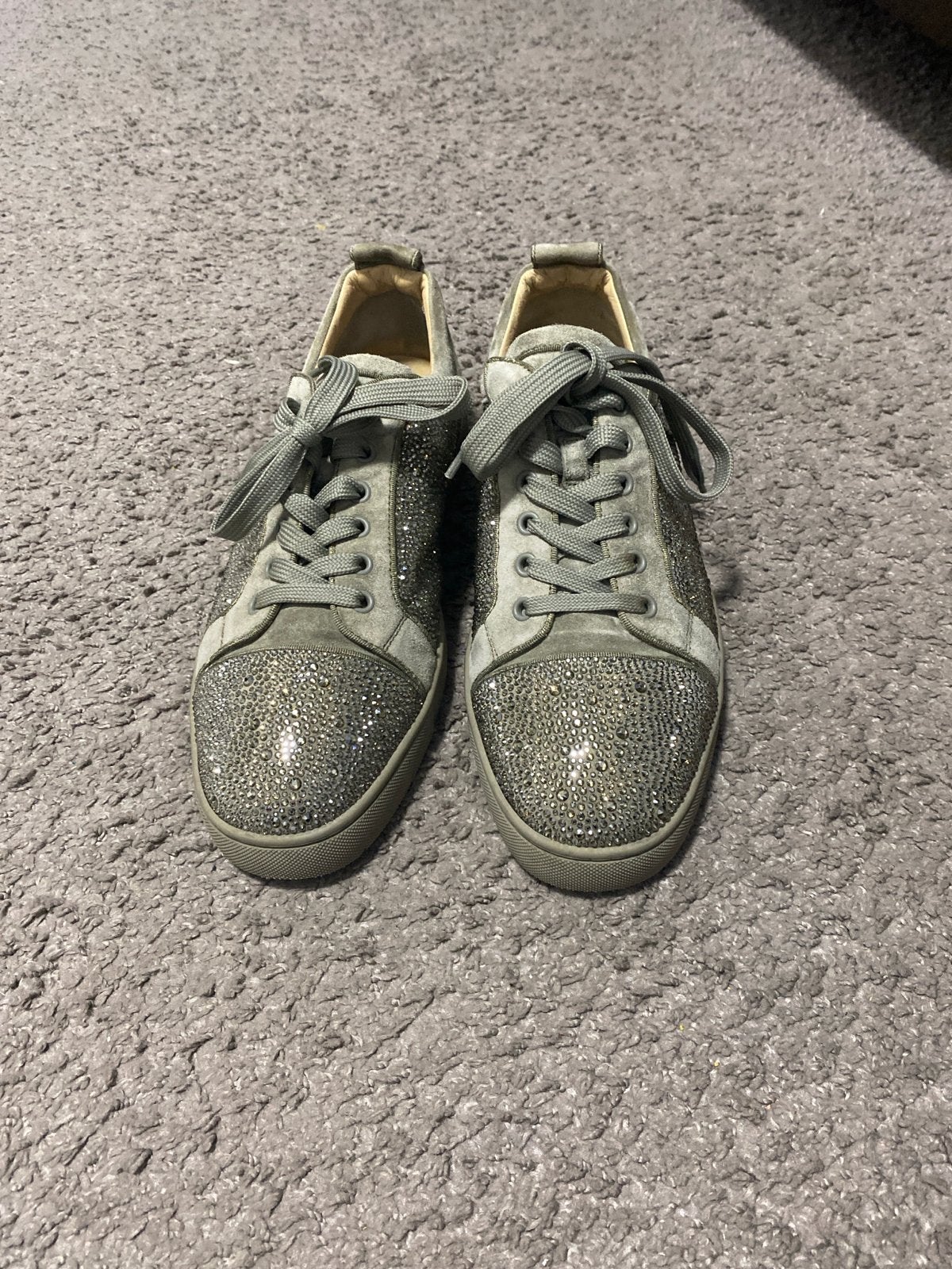 Christian Louboutin Sneakers - Grijs met Strass, Kleding | Dames, Ophalen of Verzenden, Sneakers of Gympen, Grijs, Gedragen