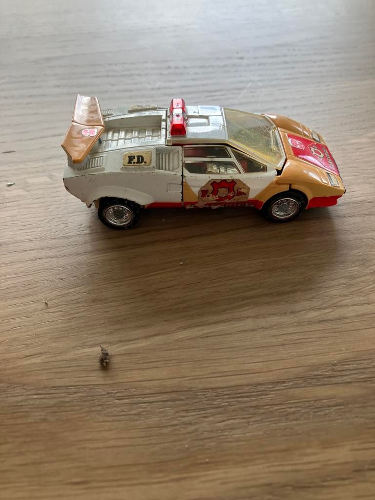 Transformers G1 Autobot Fire Chief Lamborghini Hasbro 1985, Verzamelen, Transformers, G1, Ophalen of Verzenden, Gebruikt