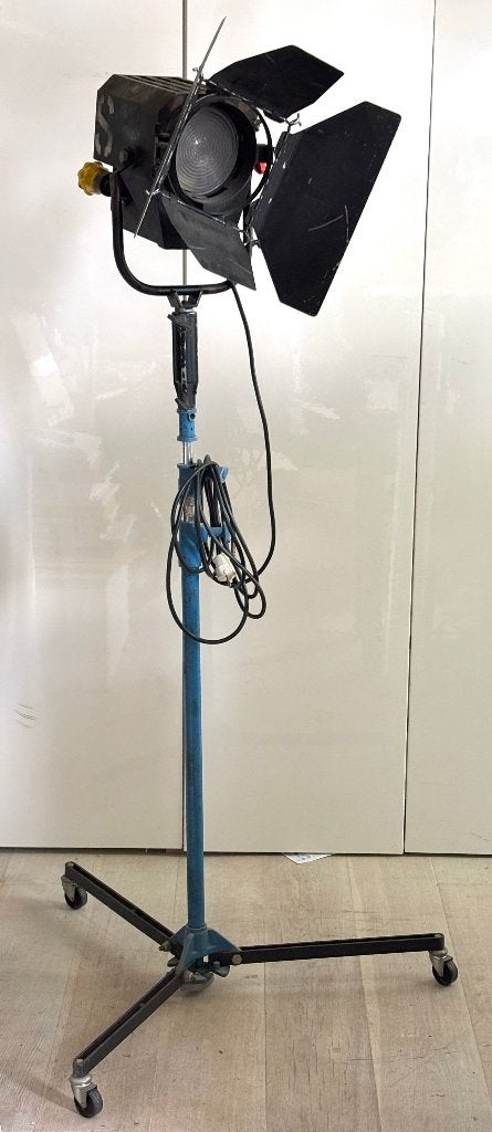 2 x 1kw film lampen met statief 1 x 2kw film lamp ., Ophalen, Gebruikt, Lamp of Flitsset