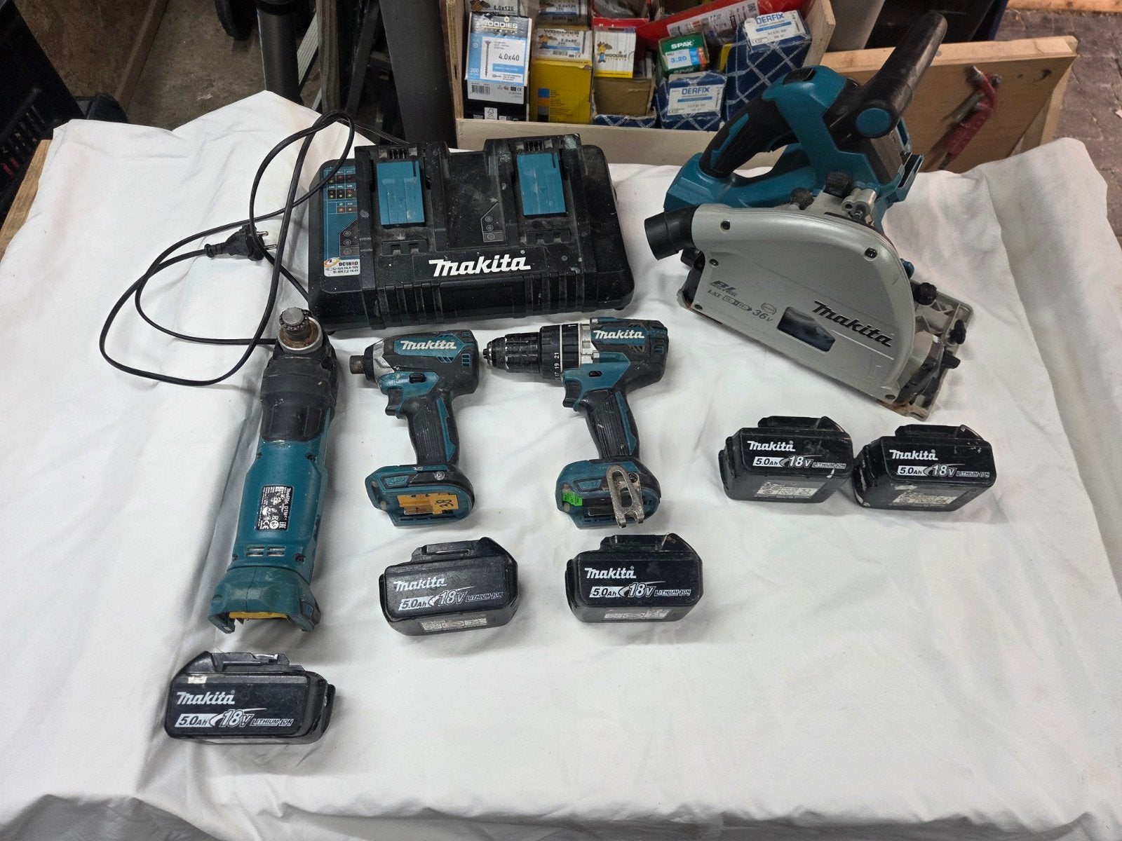 setje makita machines, Ophalen, Minder dan 400 watt, Boor- en Schroefmachine