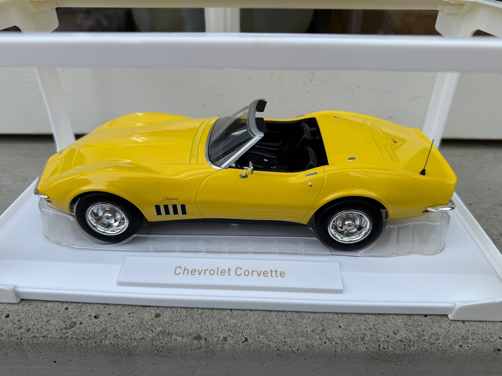 1:18 Chevrolet Corvette C3 Cabrio Daytona Yellow 1969 Norev, Auto, Norev, 70-72 Av. de Bohlen, Vaulx-en-Velin, 69120, France, Norev