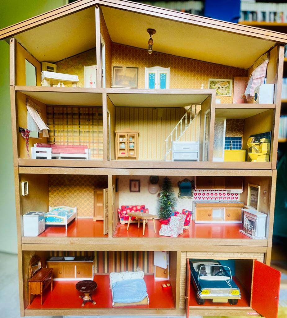 Vintage Lundby Poppenhuis + meubels + auto – jaren 70/80, Ophalen, Gebruikt, Poppenhuis