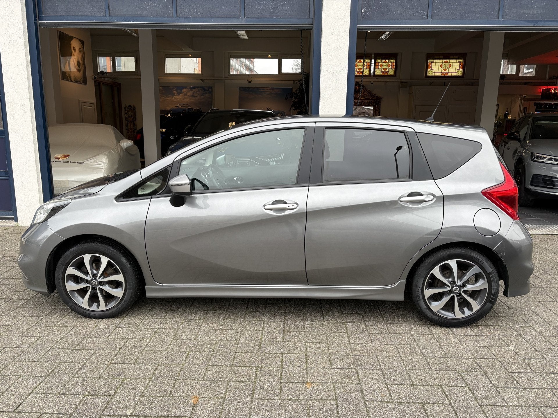 Nissan Note 1.2 DIG-S N-TEC NL AUTO/SPORT/NAVI/CAMERA, Auto's, Nissan, Voorwielaandrijving, Gebruikt, Bedrijf, Handgeschakeld