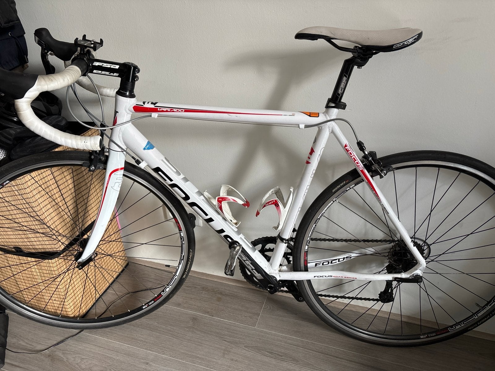Focus Variado racefiets 56 cm - Wit/Rood, Overige merken, 28 inch, Gebruikt, Aluminium