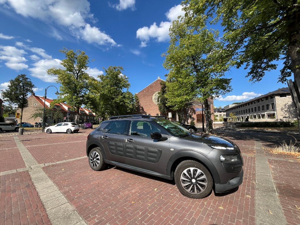 Citroën C4 Cactus 1.2 VTI 82 2017 Grijs, Voorwielaandrijving, 31 €/maand, 1199 cc, Origineel Nederlands