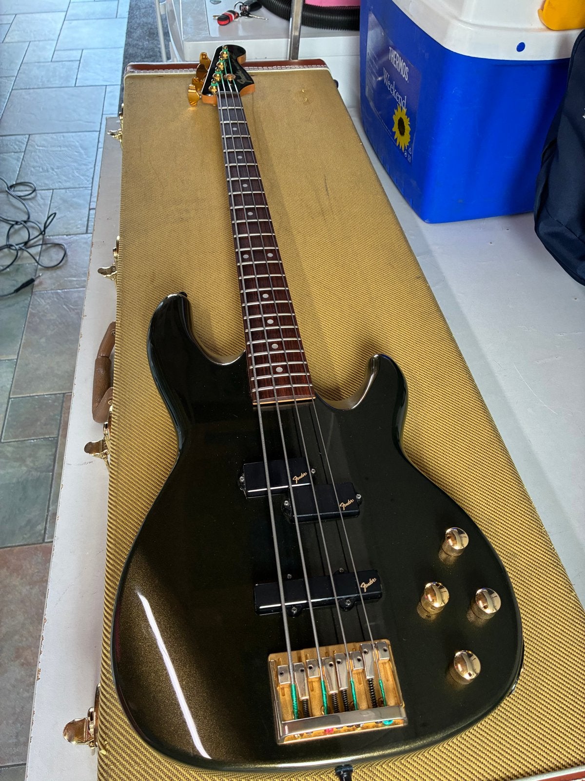 Fender Precision Bass  Lyte - MIJ  1985   weegt 3.25 kg., Muziek en Instrumenten, Ophalen, Zo goed als nieuw, Elektrisch