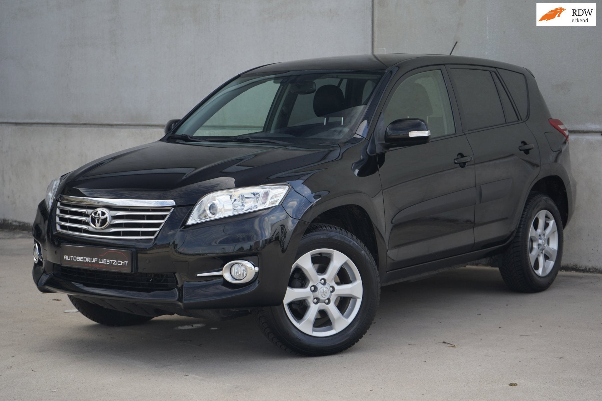 Toyota RAV4 2.0 VVTi Executive 4WD, Navigatie, Camera, Cruis, 13 km/l, Gebruikt, Zwart, 4 cilinders