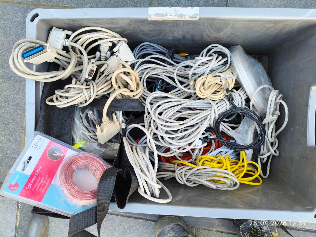 Diverse kabels: netwerk, luidspreker, audio, LPT, Ophalen, Gebruikt, 2 tot 5 meter, Overige kabels