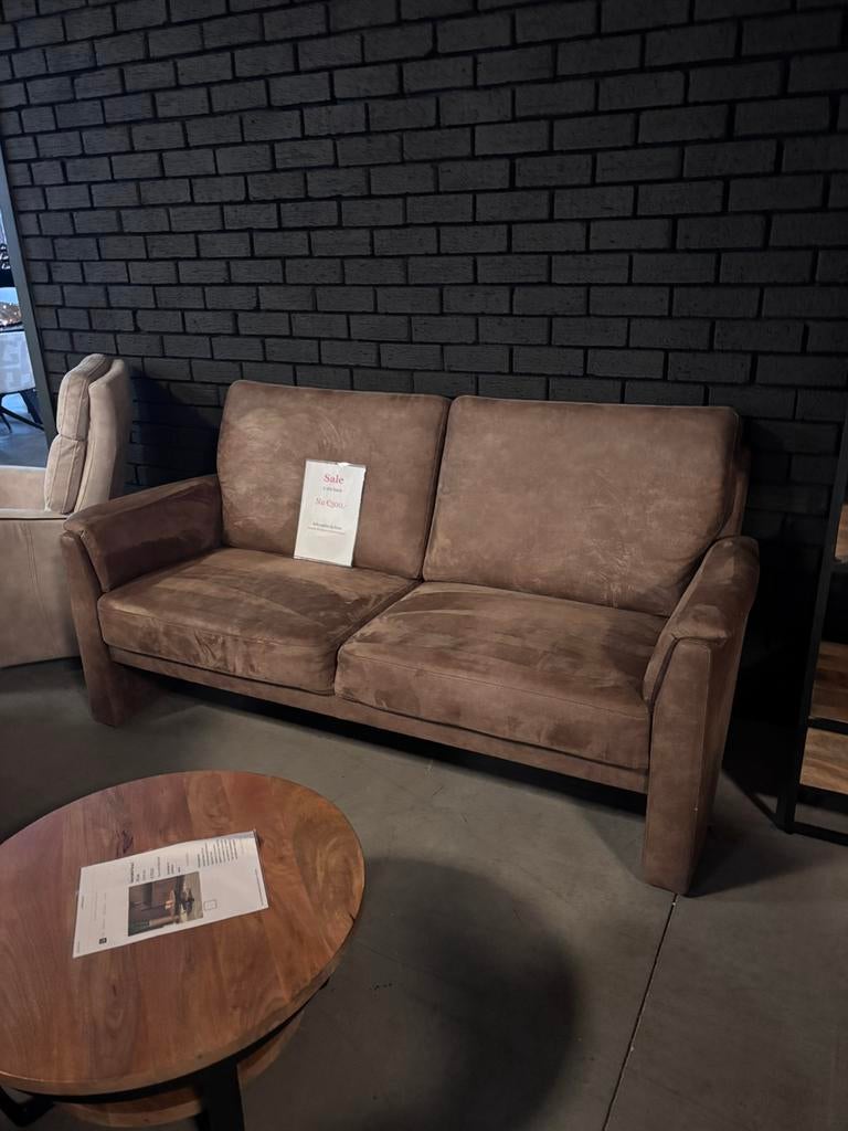 Bruine bank 2 zits 185 cm SHOWROOM OPRUIMING, Ophalen, 150 tot 200 cm, Tweepersoons, 75 tot 100 cm