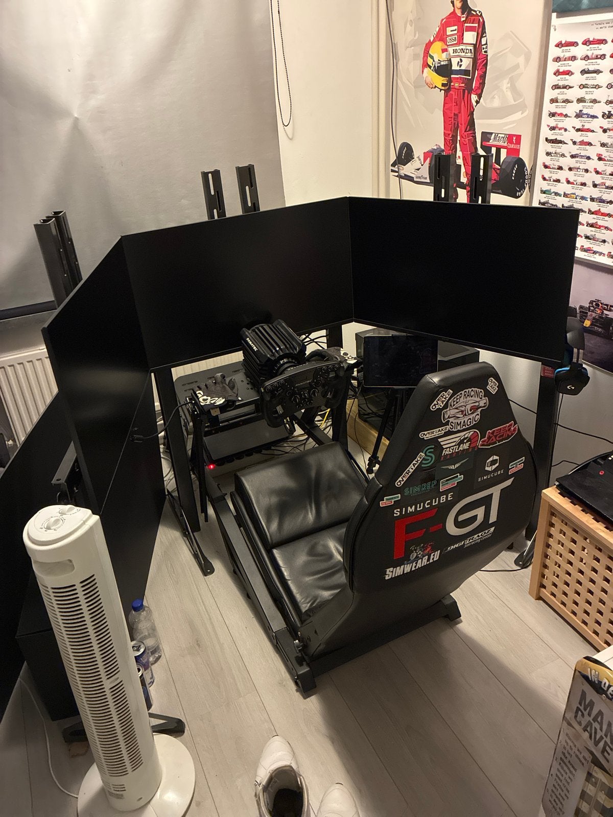 Triple monitor stand voor sim racing setup, Ophalen, Gebruikt