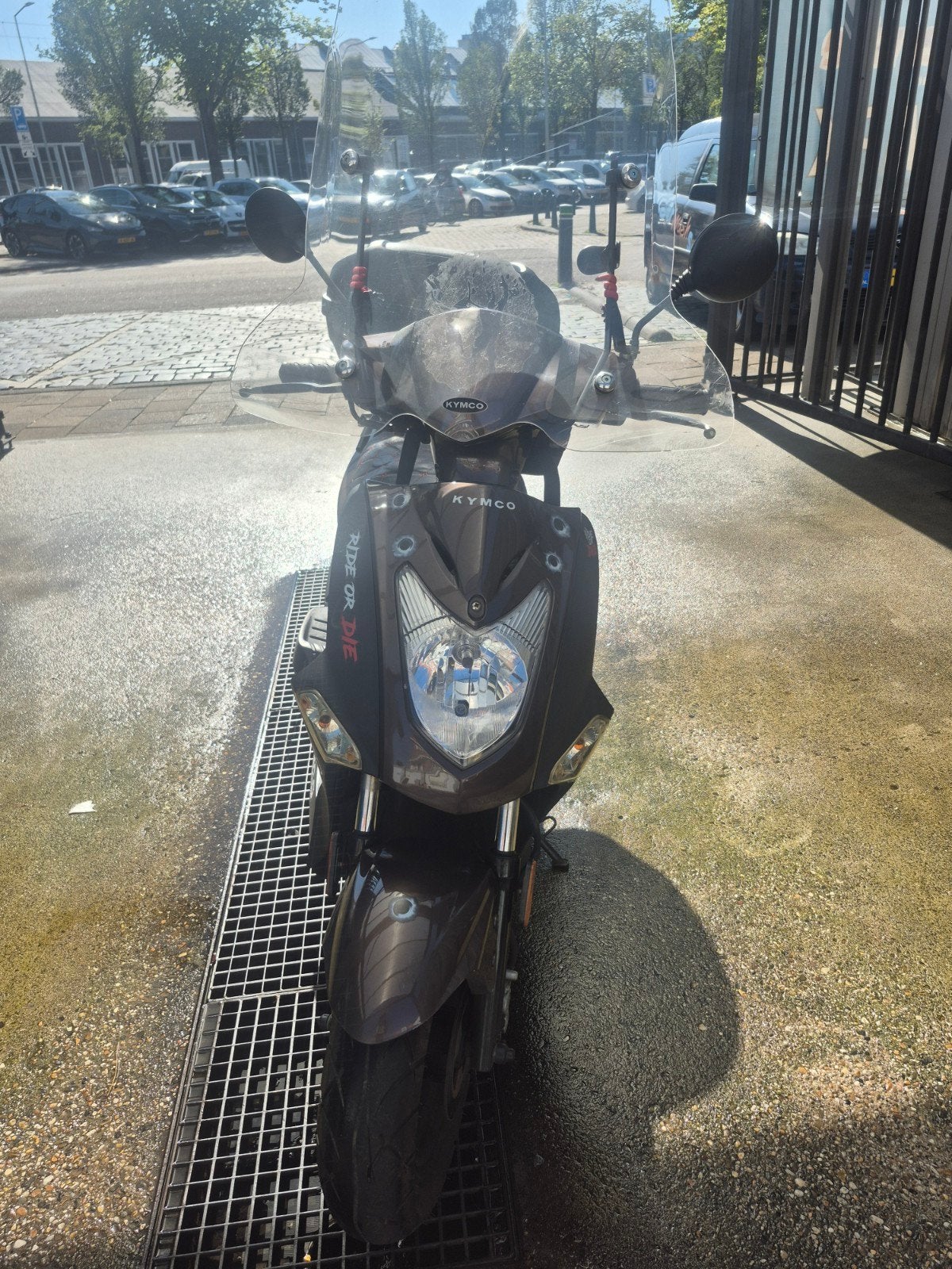 Kymco Agility scooter met topkoffer en windscherm, Gebruikt, Maximaal 45 km/u, Ophalen of Verzenden, Agility