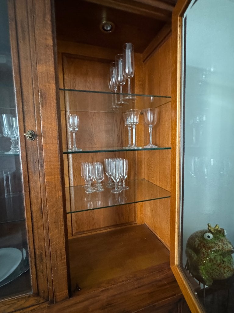Foto 4 van vitrinekast klassiek