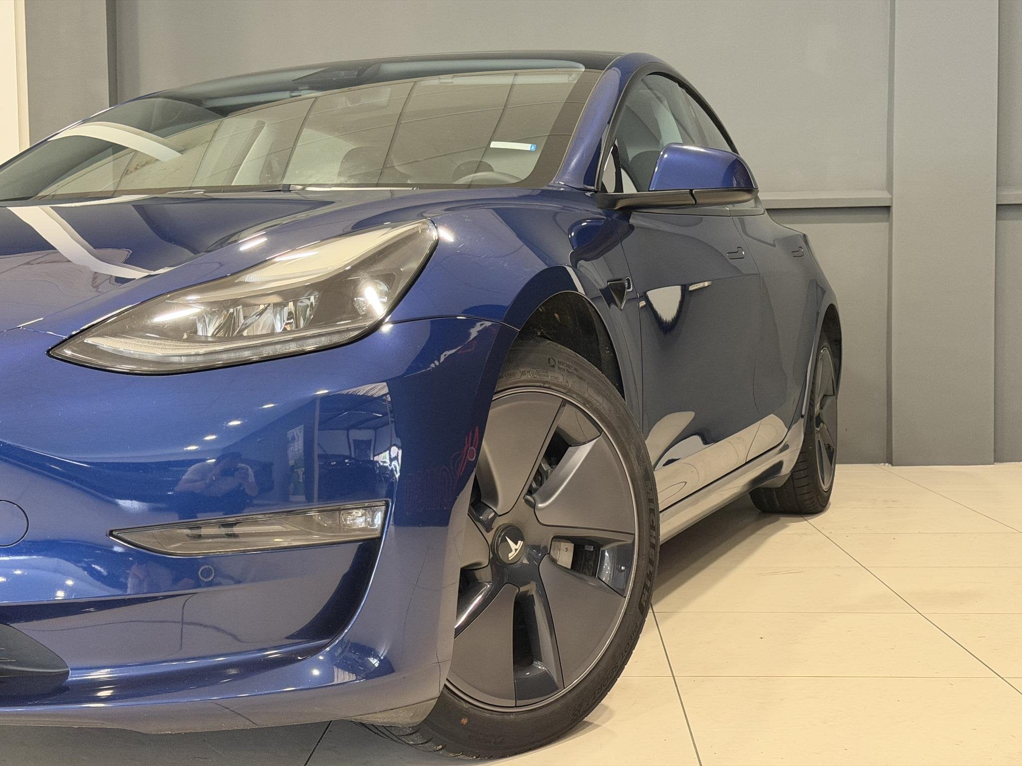 Tesla Model 3 Long Range AWD 75 kWh | Autopilot | SOH 93,3%, Auto's, Tesla, Automaat, Stof, Gebruikt, Blauw