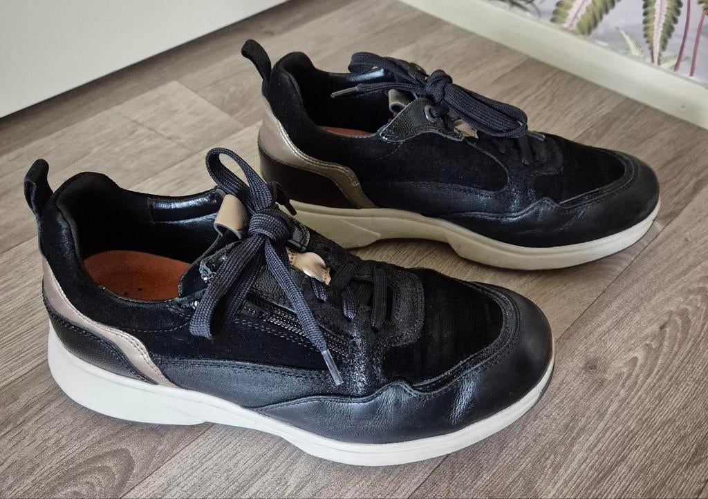 Sneakers Xsensible zwart/goud maat 38, Kleding | Dames, Schoenen, Xsensible, Zwart, Ophalen of Verzenden, Sneakers of Gympen