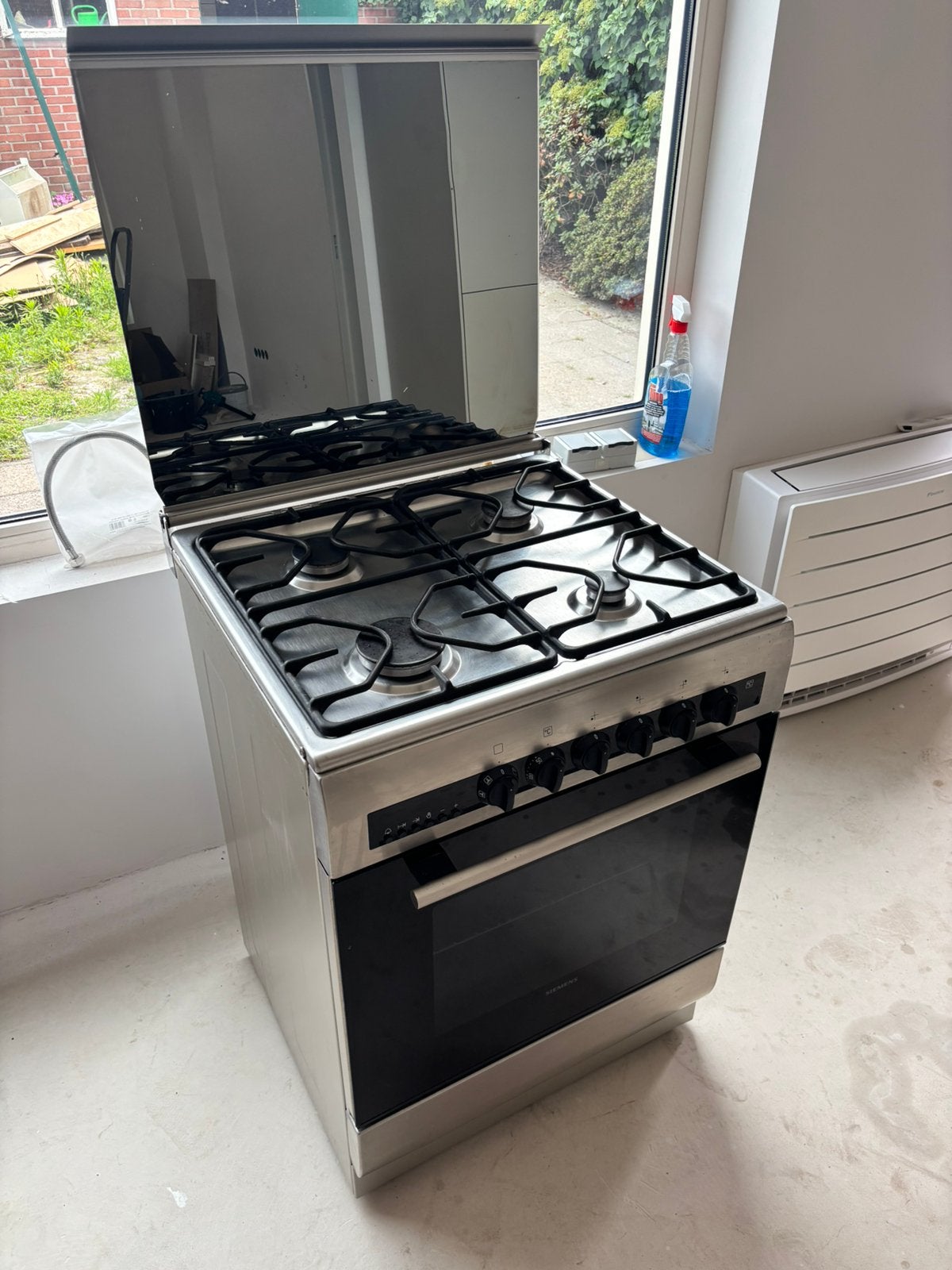 Gasfornuis met elektrische oven, Witgoed en Apparatuur, Fornuizen, Ophalen, 60 cm of meer, 4 kookzones, Zo goed als nieuw