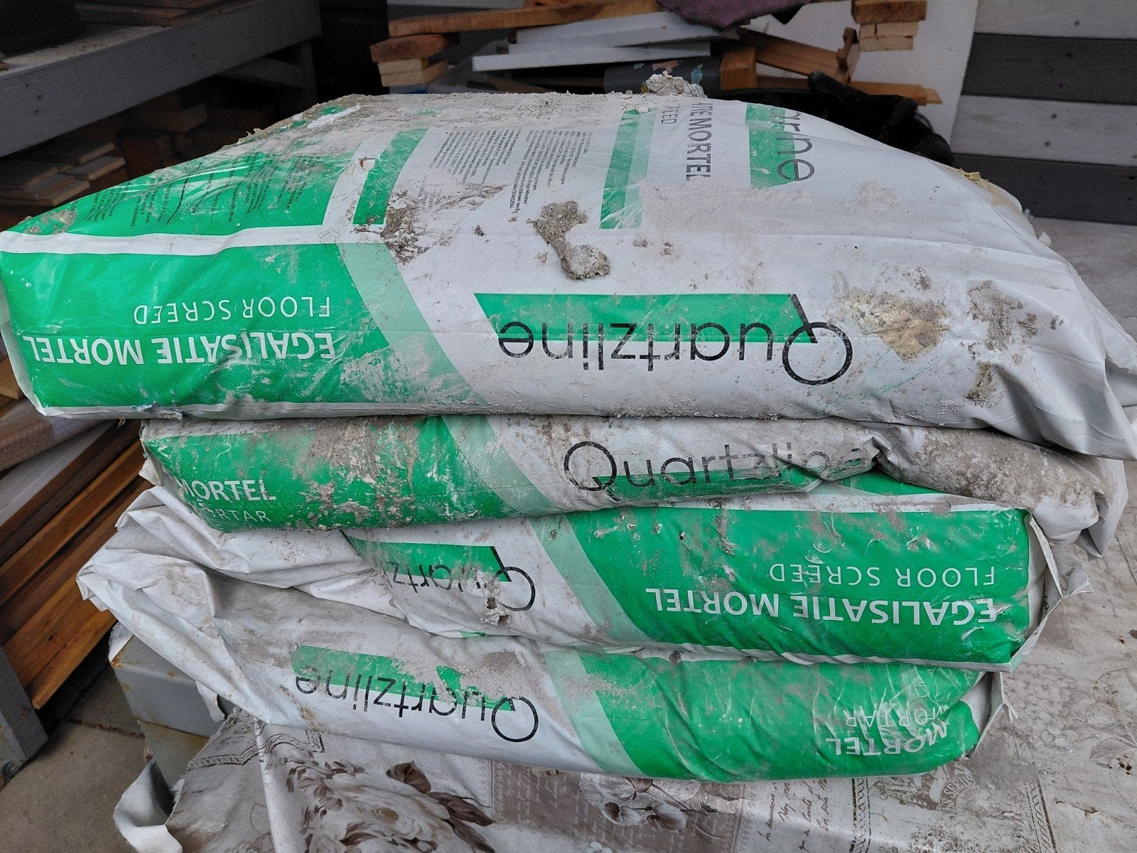 4 Quartzline + 1 Uzin cement/ mortel, Ophalen, Overige typen