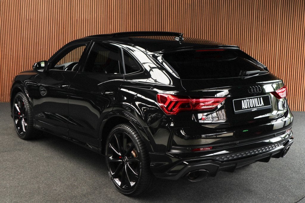 Audi RSQ3 Sportback TFSI RS 360 Panorama ACC Sonos Memory, Auto's, Audi, Automaat, Gebruikt, Zwart, 1675 kg