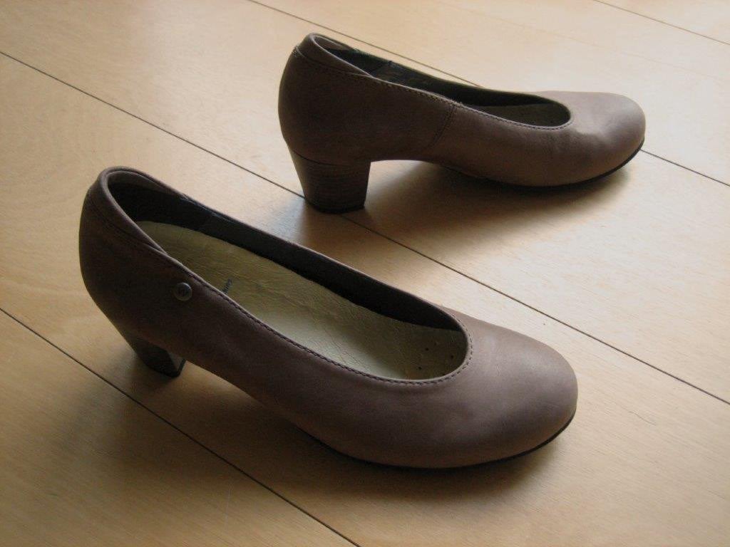 Zeer comfortabele taupe leren pumps WOLKY 40 snazzeys, Bruin, Ophalen of Verzenden, Zo goed als nieuw, Wolky
