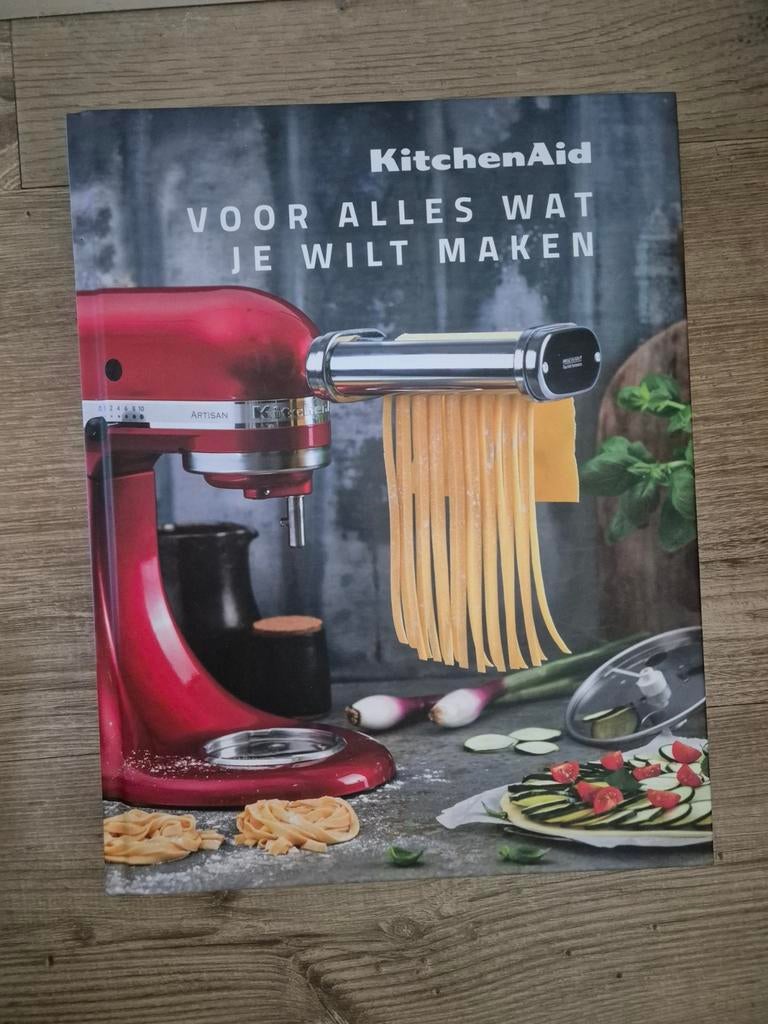 KitchenAid Kookboek: Voor Alles Wat Je Wilt Maken, Ophalen of Verzenden, Zo goed als nieuw, KitchenAid, Hoofdgerechten