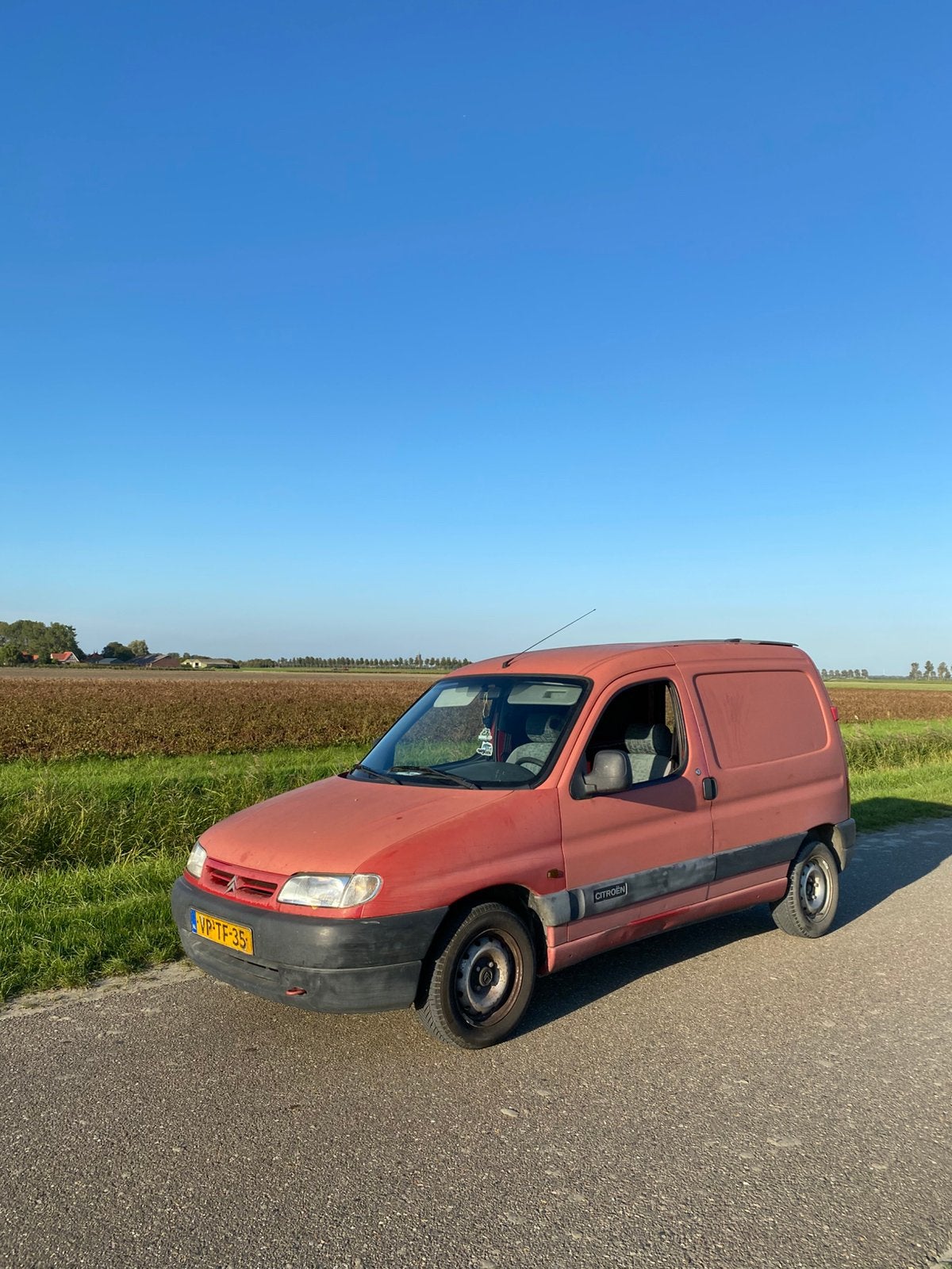 Citroën Berlingo 1.4 I benzine 600 1997, Auto's, Voorwielaandrijving, 4 cilinders, Citroën, 524 kg
