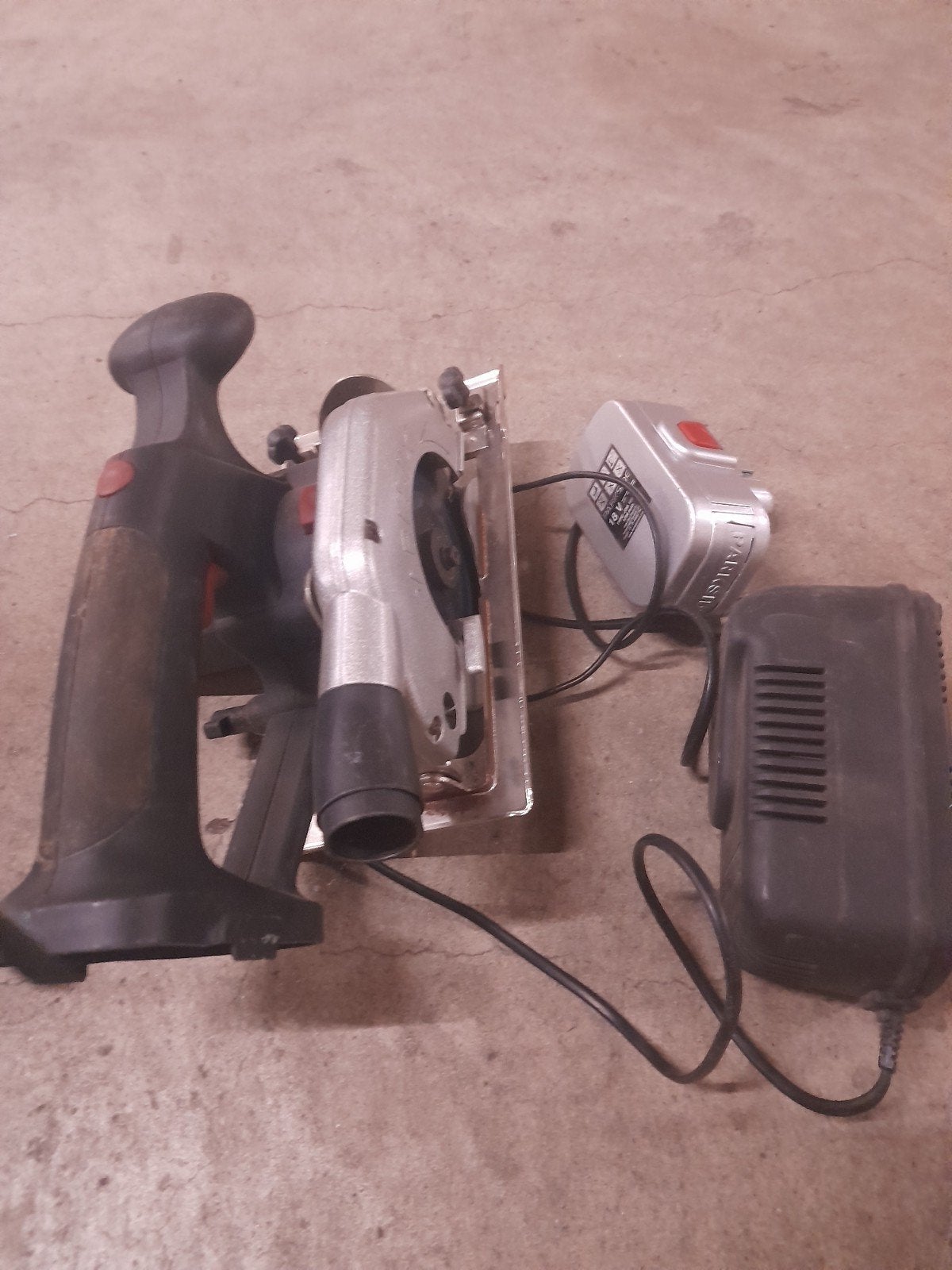Parkside Accu Cirkelzaag met Lader en Accu, Gebruikt, Cirkelzaag, Ophalen of Verzenden, Parkside