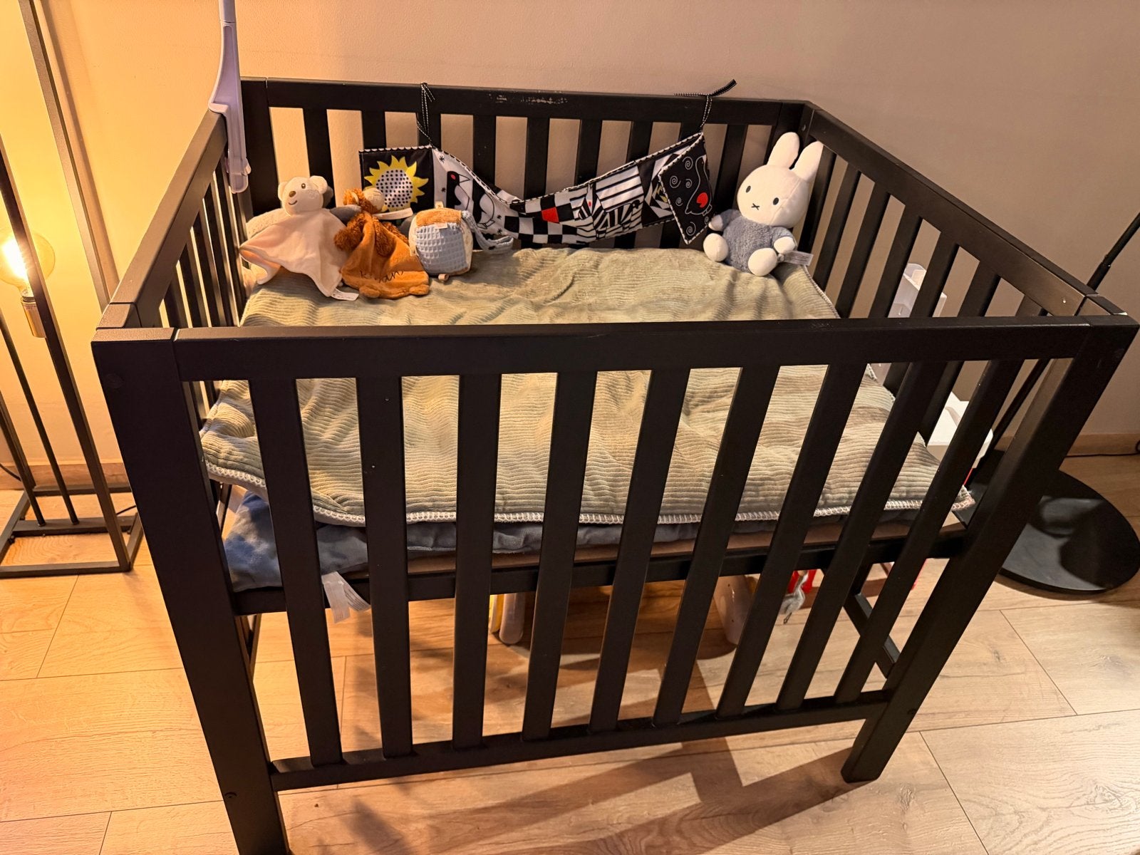 Baby box, Ophalen, Gebruikt, Vierkant, In hoogte verstelbaar