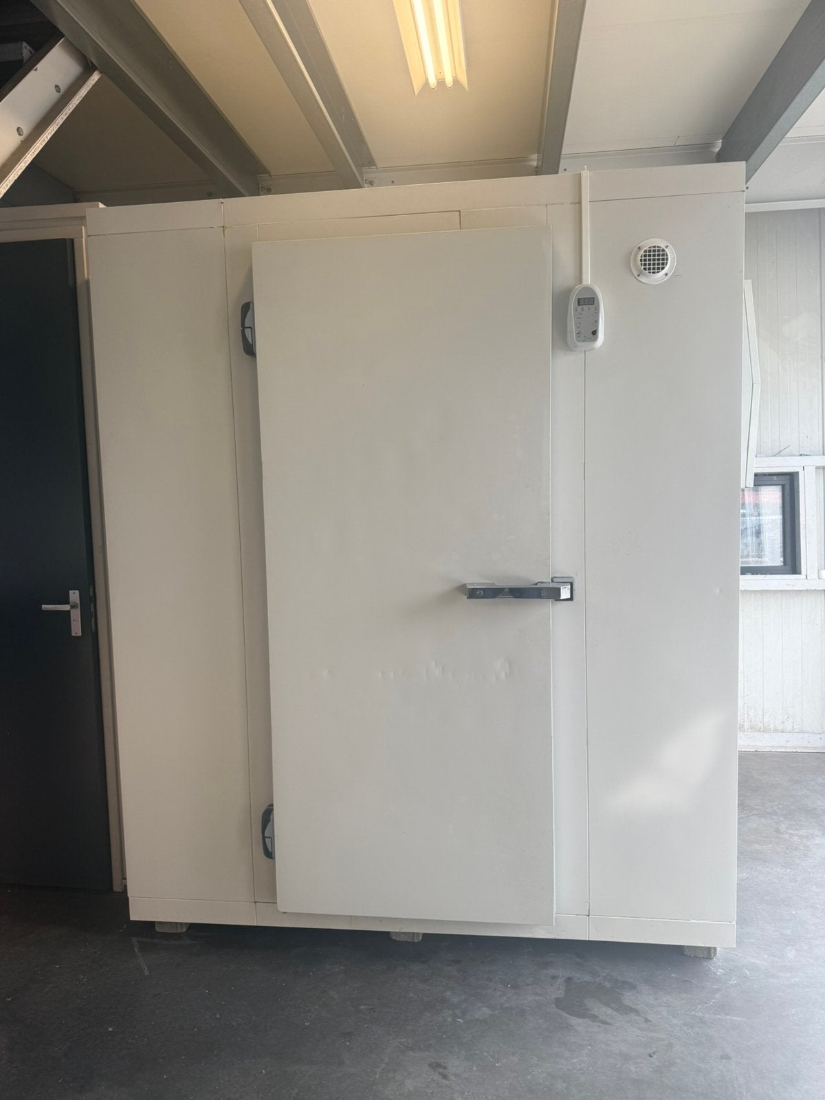 Vriescel  Stekkerklaar.  1.90x1.90, Ophalen, 60 tot 90 cm, 160 cm of meer