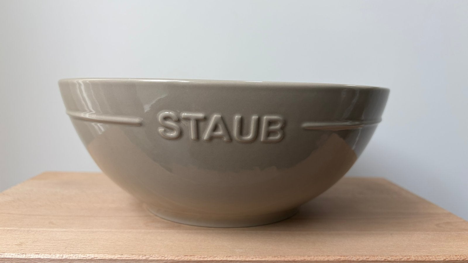 Staub schaal / kom keramiek, Overige merken, Keramiek, Ophalen of Verzenden, Schaal of Schalen