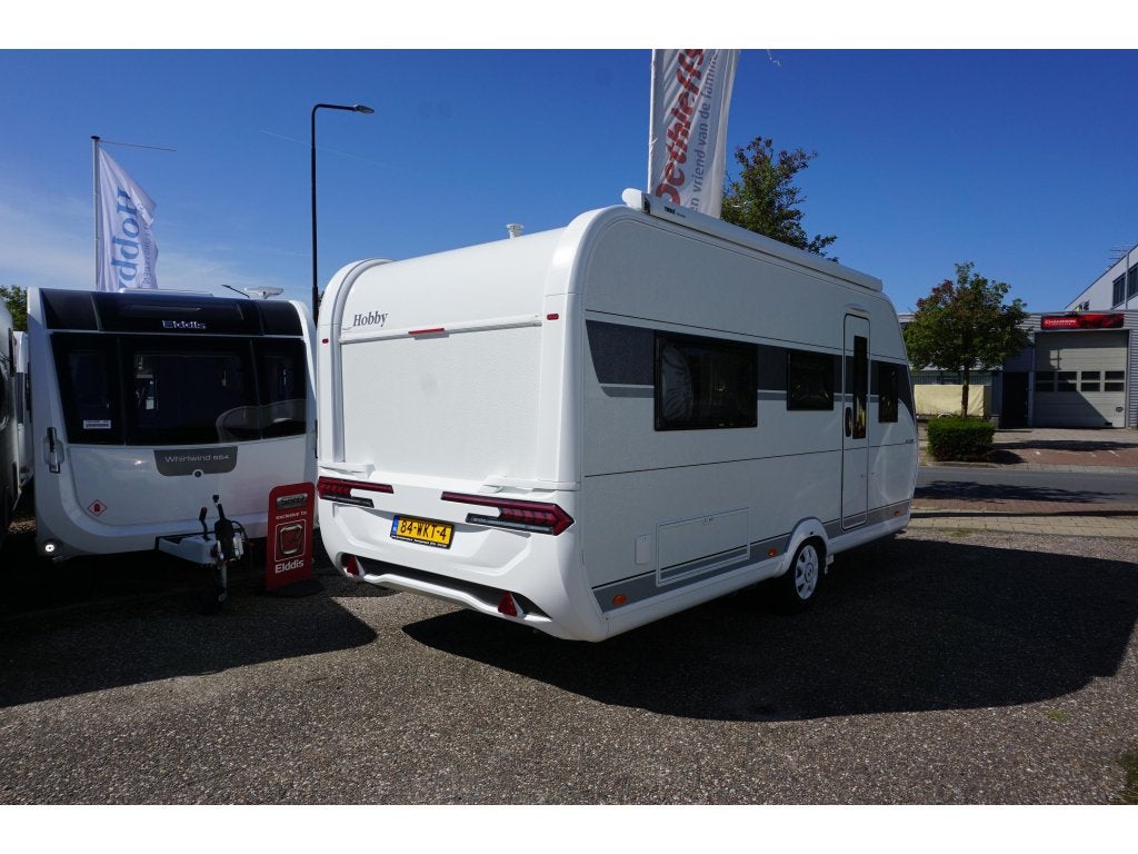 Hobby De Luxe 460 LU Aparte bedden,Vloerverwar, Rondzit, Hobby, Bedrijf, 4 tot 5 meter