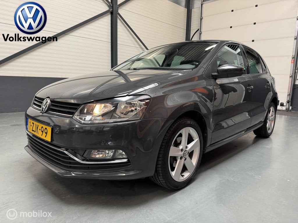 Volkswagen Polo 1.2 TSI Highline 90PK Veel opties|NL-auto!, Auto's, Volkswagen, Stof, 4 cilinders, Origineel Nederlands, Bedrijf