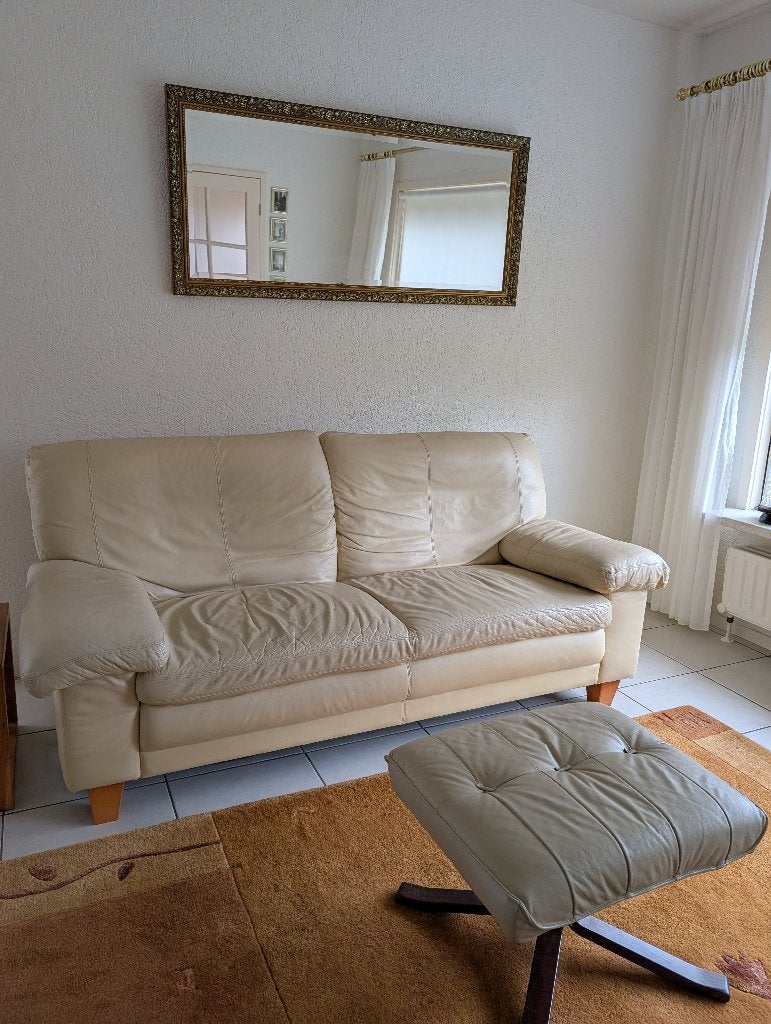 Witte leren bank + hocker, Ophalen, Gebruikt, 150 tot 200 cm, Tweepersoons
