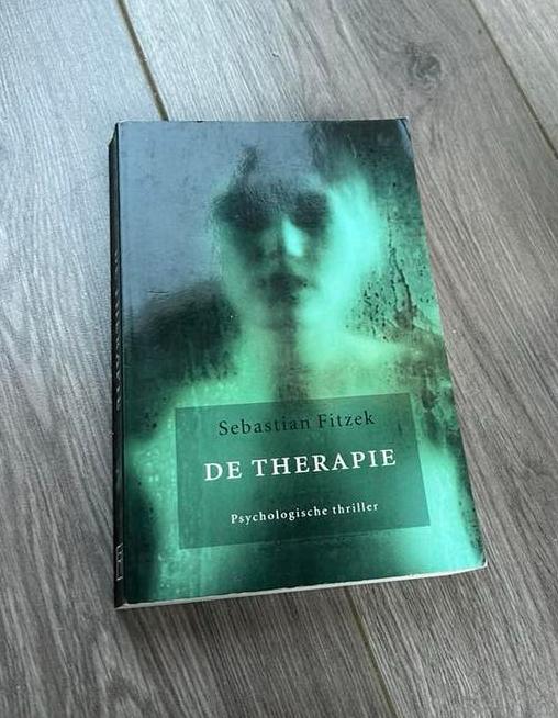 De therapie - Sebastian Fitzek, Ophalen of Verzenden, Zo goed als nieuw