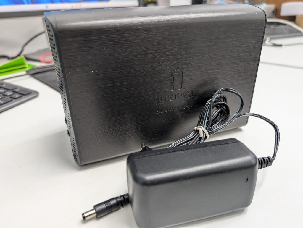 Iomega StorCenter ix2-200 NAS – 2x 500GB – Inclusief Adapter, Computers en Software, NAS, Zo goed als nieuw, Ophalen