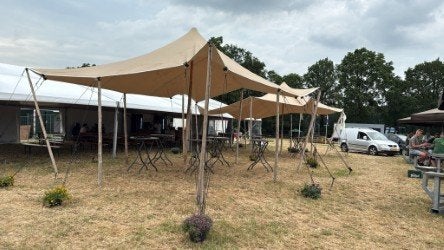2x stretchtenten schaduwdoeken schaduwdoek  palen compleet, Tuin en Terras, Schaduwdoeken, Ophalen, Gebruikt, Schaduwdoek, Schaduwdoek.com