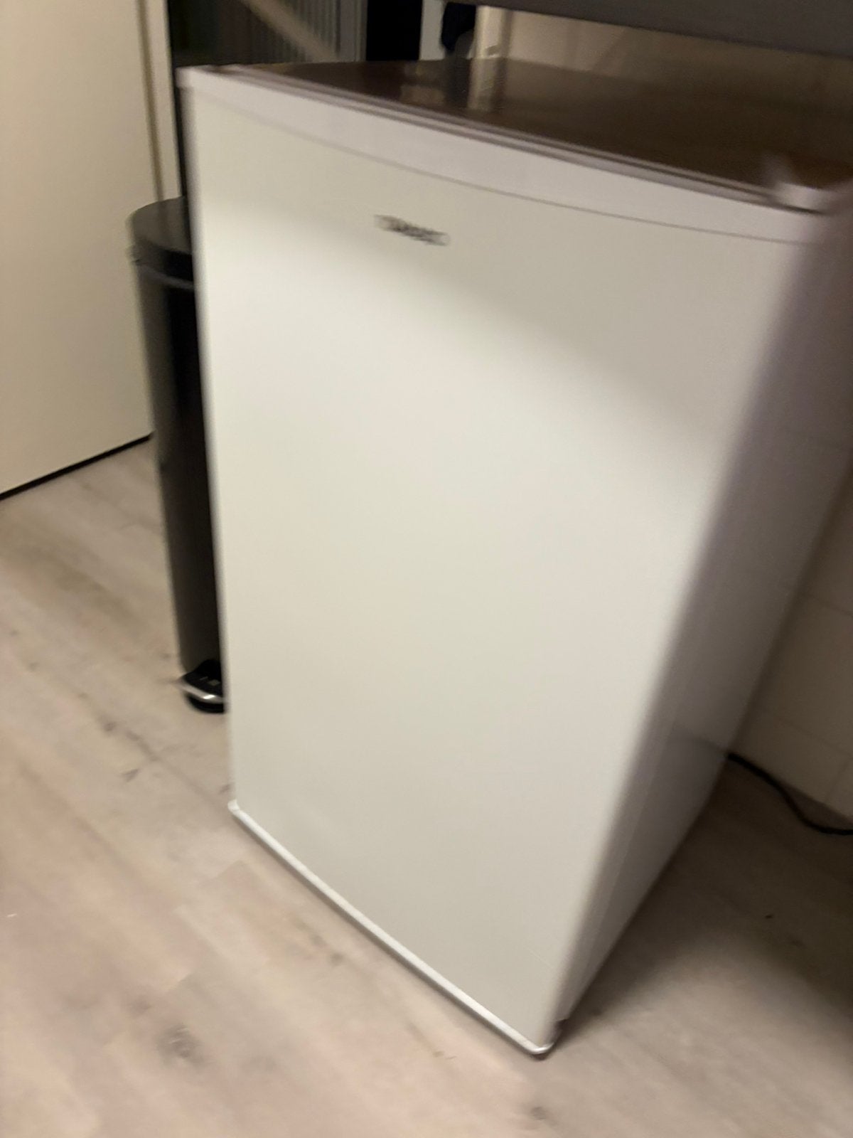 Tomado tafelmodel vriezer, Witgoed en Apparatuur, Vriezers en Diepvrieskisten, Ophalen, Gebruikt, Minder dan 60 cm, Minder dan 85 cm