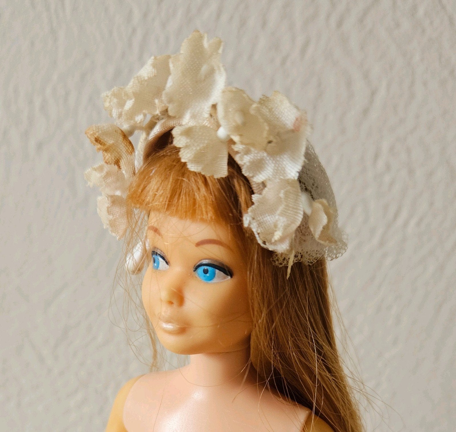 Vintage (Barbie) Skipper Tulle hoed #1934 Junior Bridesmaid, Verzamelen, Poppen, Ophalen of Verzenden, Gebruikt, Kleertjes